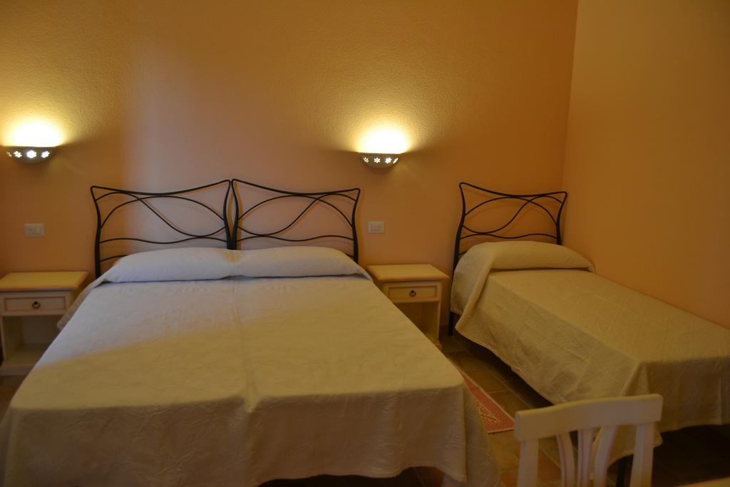 B&B La Pavoncella 산테오도로 객실 사진