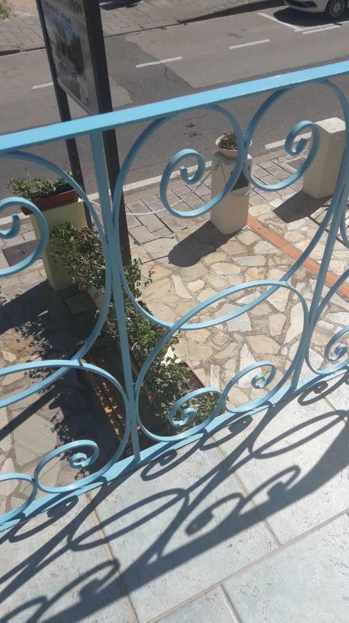 B&B La Pavoncella 산테오도로 외부 사진